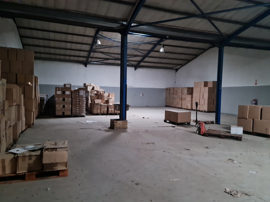 To Let commercial Property for Rent in Broadlands Western Cape